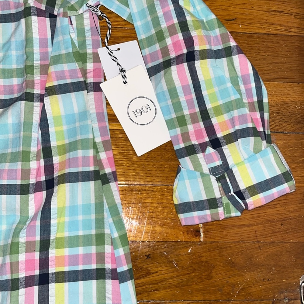 ⭐️🌴 1901 White Multi-Color Check Button Down - Picture 6 of 8